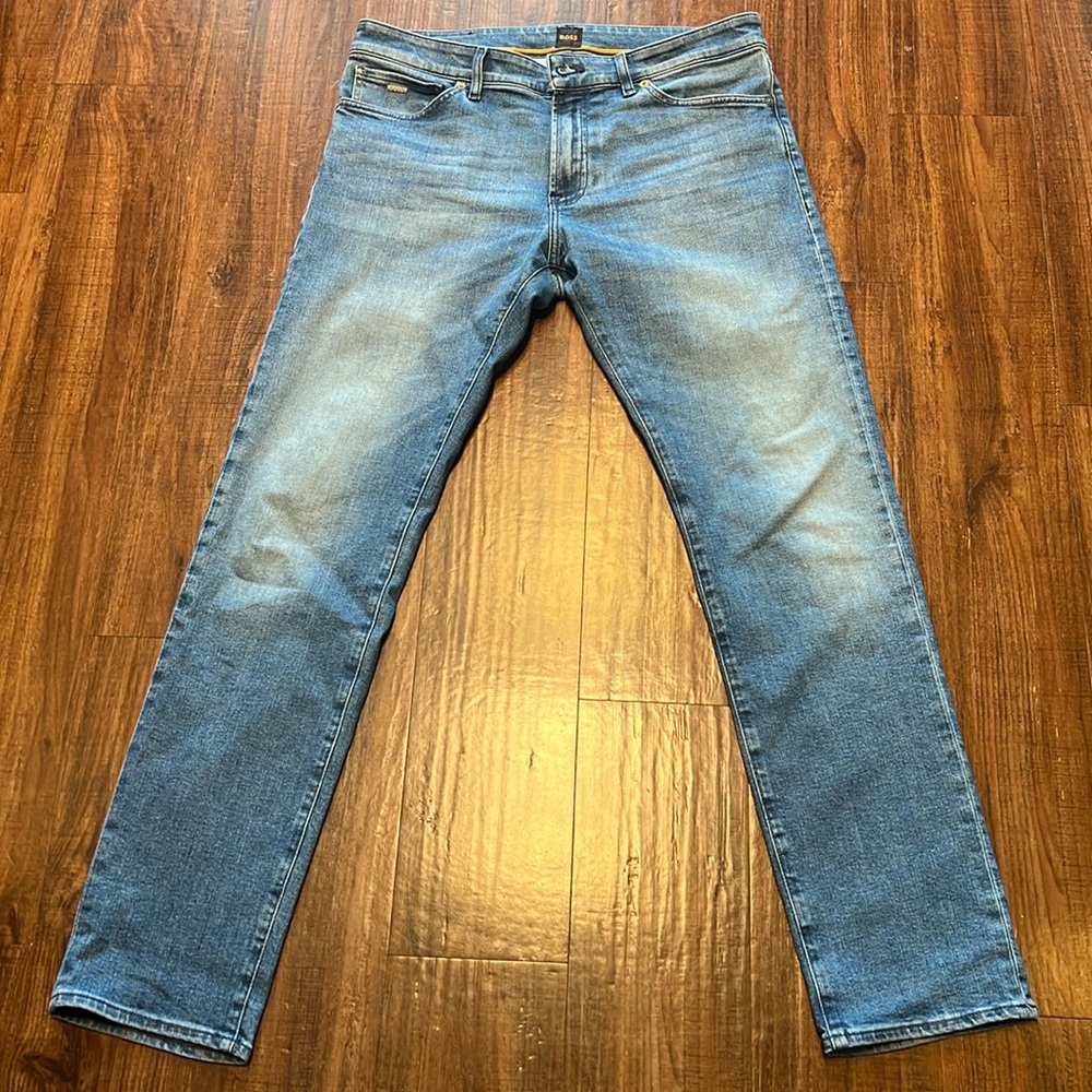 Hugo Boss Jeans Maine Regular Fit men 33/32 worn a few times, Great condition